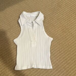 Super cute. Cropped helmet lang v collar too